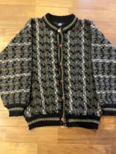 Item thumbnail for item e0dc77da-52f3-4289-a199-71eb9d6d86fd