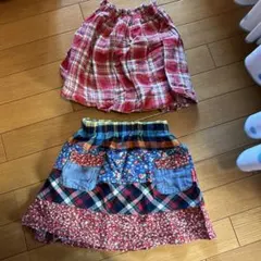 スカート　2着です。