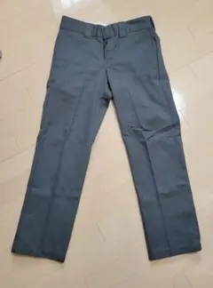 Dickies　グレー　スリムストレート　ウエスト約40cm