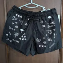 H&M 블랙 수영복 재활용 폴리에스터