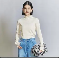 【美品】BEAUTY&YOUTH メローステッチ　タートルネック　カットソー