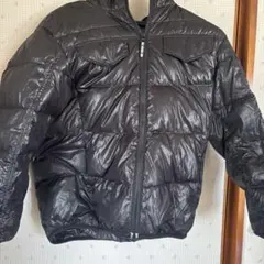 黒 フード付きダウンジャケット