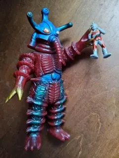 リペイント 特撮