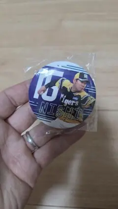 タイガース 西選手 バッジ 背番号15