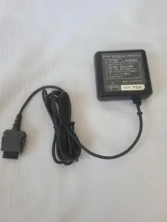 NTTドコモ　FOMA ACアダプタ 01