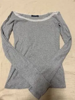 Brandy Melville オフショルトップス