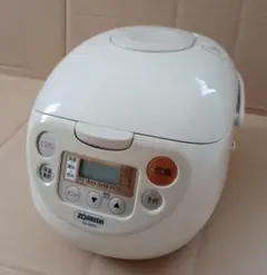 2025年製　新品・未使用 象印 IH炊飯器 5.5合炊き ホワイト 象印 炊飯器 NW-VR10-BA 5.5合炊き IH炊飯ジャー 極め炊き 立つ