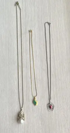 ペンダント　ネックレス　３本セット