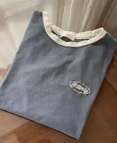 apres jour mignon ネイビー ロゴ入り 半袖Tシャツ