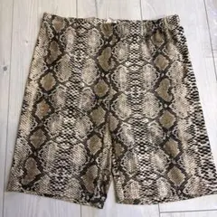 ヒョウ柄 ショートパンツ