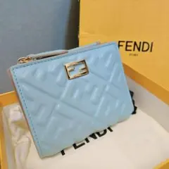 極美品✨フェンディ ズッカ レザー コンパクトウォレット 二つ折り財布　ブルー