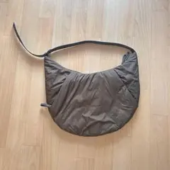 三日月型 ショルダーバッグ ブラウンのサムネイル