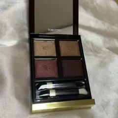 TOM FORD SOLEIL アイ カラー クォードルミエール04 ハネムーン - メルカリ