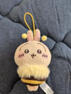 ちいかわ うさぎ マスコット ぬいぐるみのサムネイル