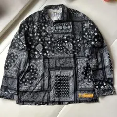 GRN WORKSのペイズリー柄デニムシャツ