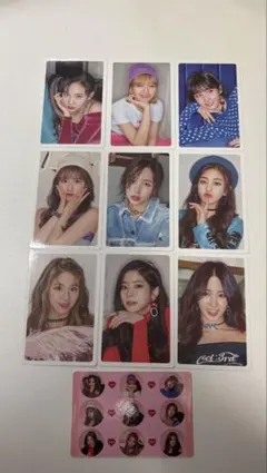 TWICE What is Love? トレーディングカードセット