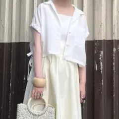 KBF☆サイドドロストクロップドシャツ