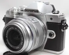 2025年最新】om-d e-m10 markiiiの人気アイテム - メルカリ