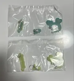 TWICE LOVELYSアクリルカラビナフロッキーマスコット