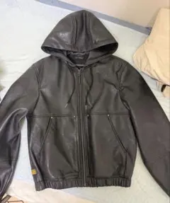 ZARA フェイクレザー ジップパーカー S サイズ フーデッド ジャケットのサムネイル