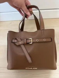EMILIA ペブルレザー サッチェル スモール　マイケルコース