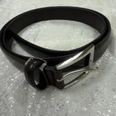 ☆美品☆　シルバーバックル付きブラウンレザーベルト