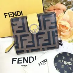 未使用級✨ FENDI エフイズフェンディ 三つ折り財布 金金具 - メルカリ