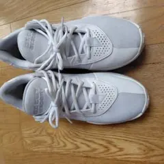 NIKE ホワイト スニーカー　27センチのサムネイル