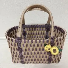 Item thumbnail for item 66c4b92f-9b5c-4db7-afd2-02ed5b62219d