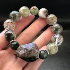 Item thumbnail for item ba7e803c-6f94-4ef2-81a5-5adbe22d7ff8