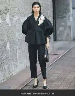 G*i様 フラワーモチーフデザインペプラムジャケット+タックテーパードパンツS