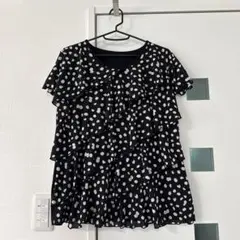 美品　ドット半袖　ドット柄　チュニック　黒と白の水玉フリル半袖チュニック