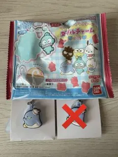 最終値下げです！サンリオキャラクターズ ダブルチャームグミ タキシードサム