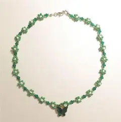 韓国　ビーズネックレス　グリーンフラワー