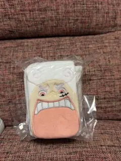 ワンピース一番くじ E賞 ぬいぐるみマルチカードケース