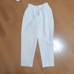 エルーラ コトナF ダブルクロステーパードパンツ ホワイトのサムネイル