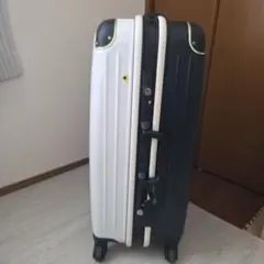 蘭丸様専用】ROEN スーツケース キャリーバッグ スカル ホワイト（中古