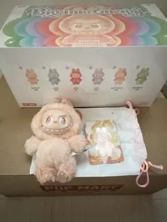 2025年最新】Popmart labubu the monsters 新品未開封の人気