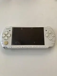 【ジャンク品】PSP3000本体　ホワイト 充電器　USBオーディオ機器おまけ
