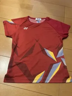 YONEX ジオメトリックデザイン Tシャツ　Ｓ