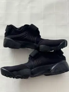 NIKE エアリフト