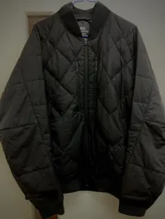 UNIQLO　ホワイトマウンテニアリング　リサイクルハイブリッドダウンジャケット