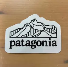 patagonia ステッカー 山のシルエット