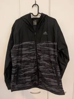 adidas 迷彩柄 ウィンドブレーカー