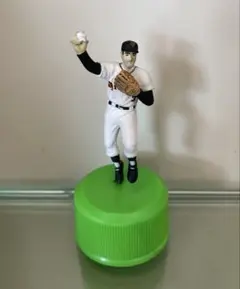 【追悼】長嶋茂雄　フィギュア 5体セット　美品 追悼 長嶋茂雄さん ボトルキャップフィギュア4体セット - メルカリ
