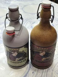 ヴィンテージ　St. Sebastiaan 陶器ボトル 　空き瓶と未開栓　2本のサムネイル