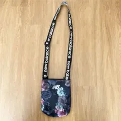 【美品】New Balance 花柄 サコッシュ レディース ショルダーバッグ