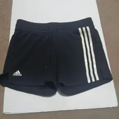 adidas ブラック ショートパンツ S
