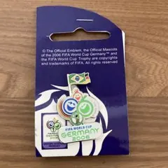 サッカーワールドカップピンバッジ - メルカリ