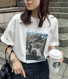DISCOAT ディスコート　レタリングフォトTシャツ